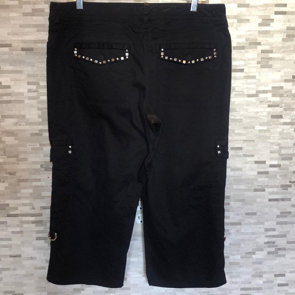 🔳WHBM🔳 Rhinestone & Silver Stud Capri - Picture 2 of 8